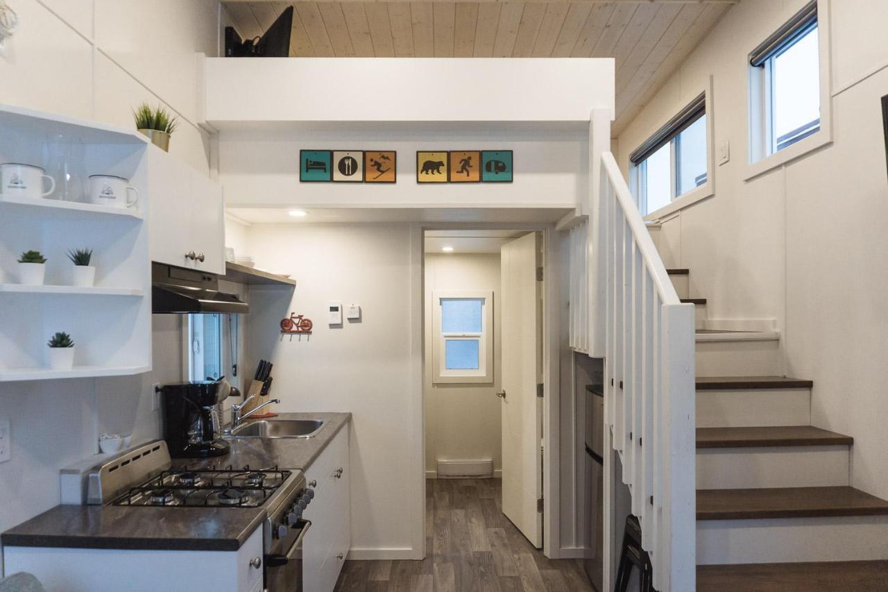 Tiny Homes By Snow Valley Lodging เฟอร์นี ภายนอก รูปภาพ