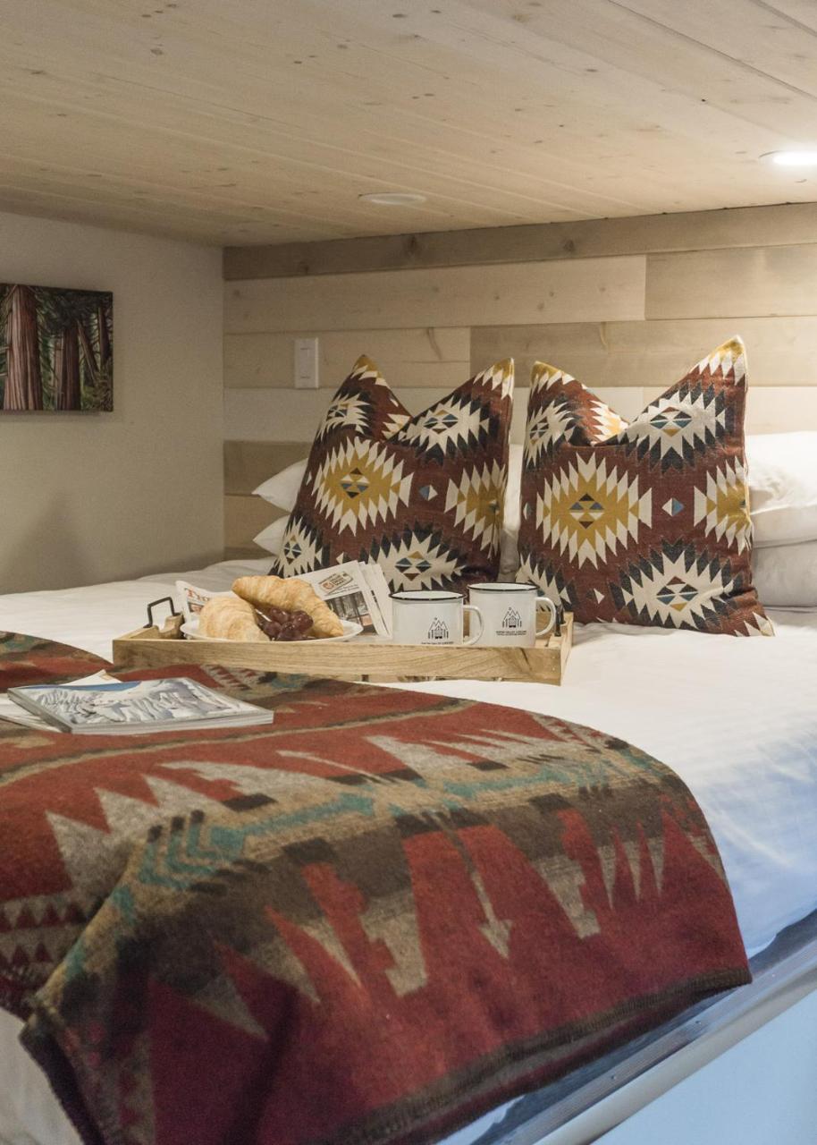 Tiny Homes By Snow Valley Lodging เฟอร์นี ภายนอก รูปภาพ