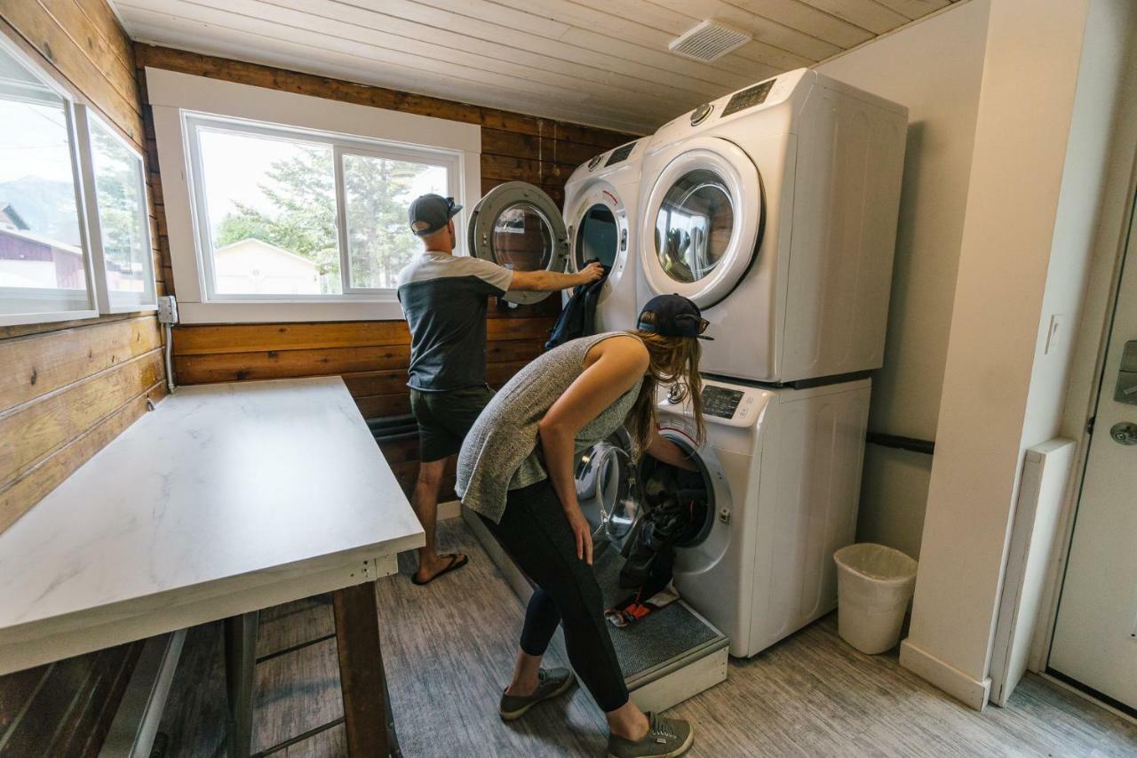 Tiny Homes By Snow Valley Lodging เฟอร์นี ภายนอก รูปภาพ